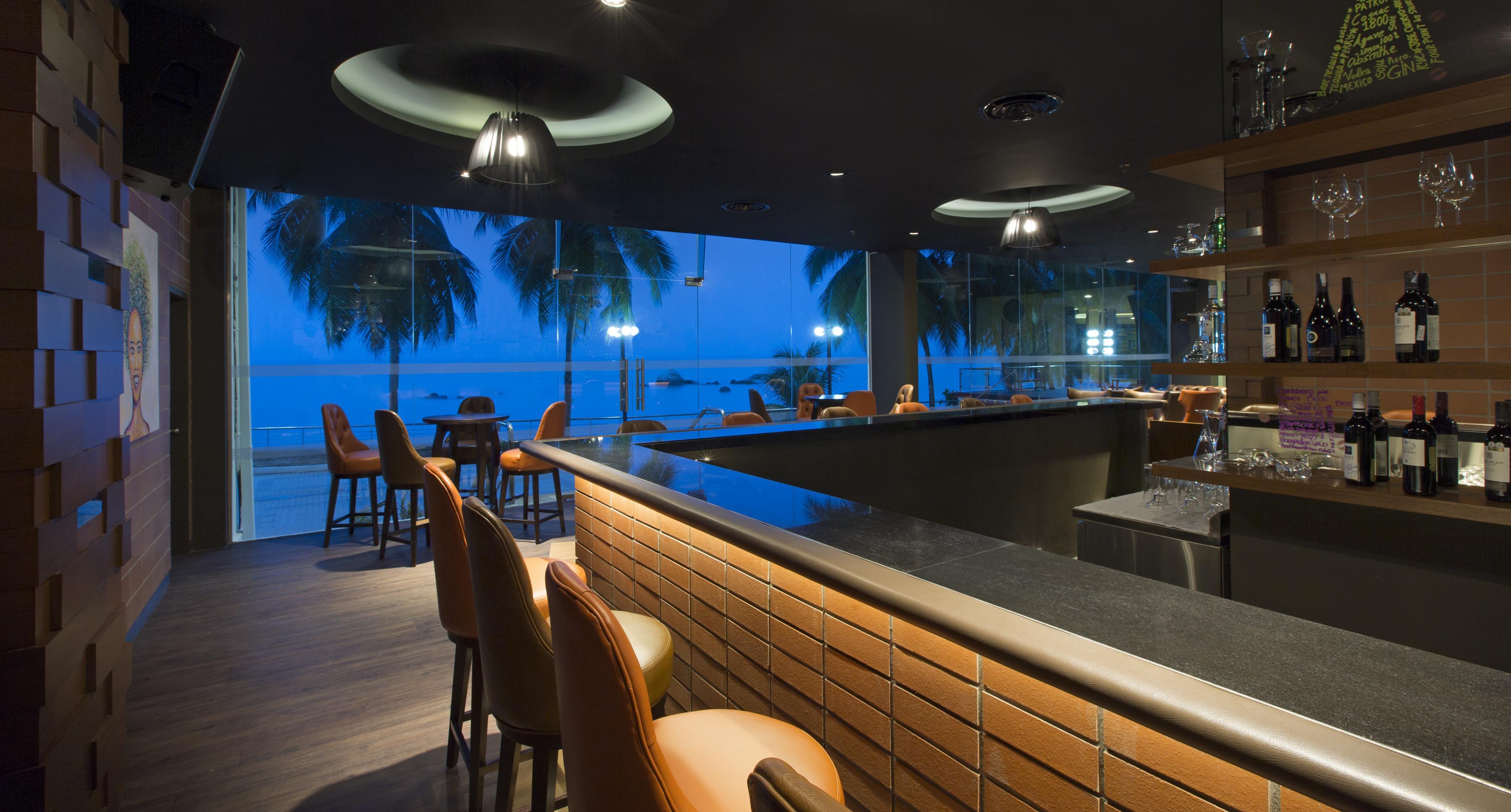 Mercure Penang Beach Tanjung Bungah  Exterior photo