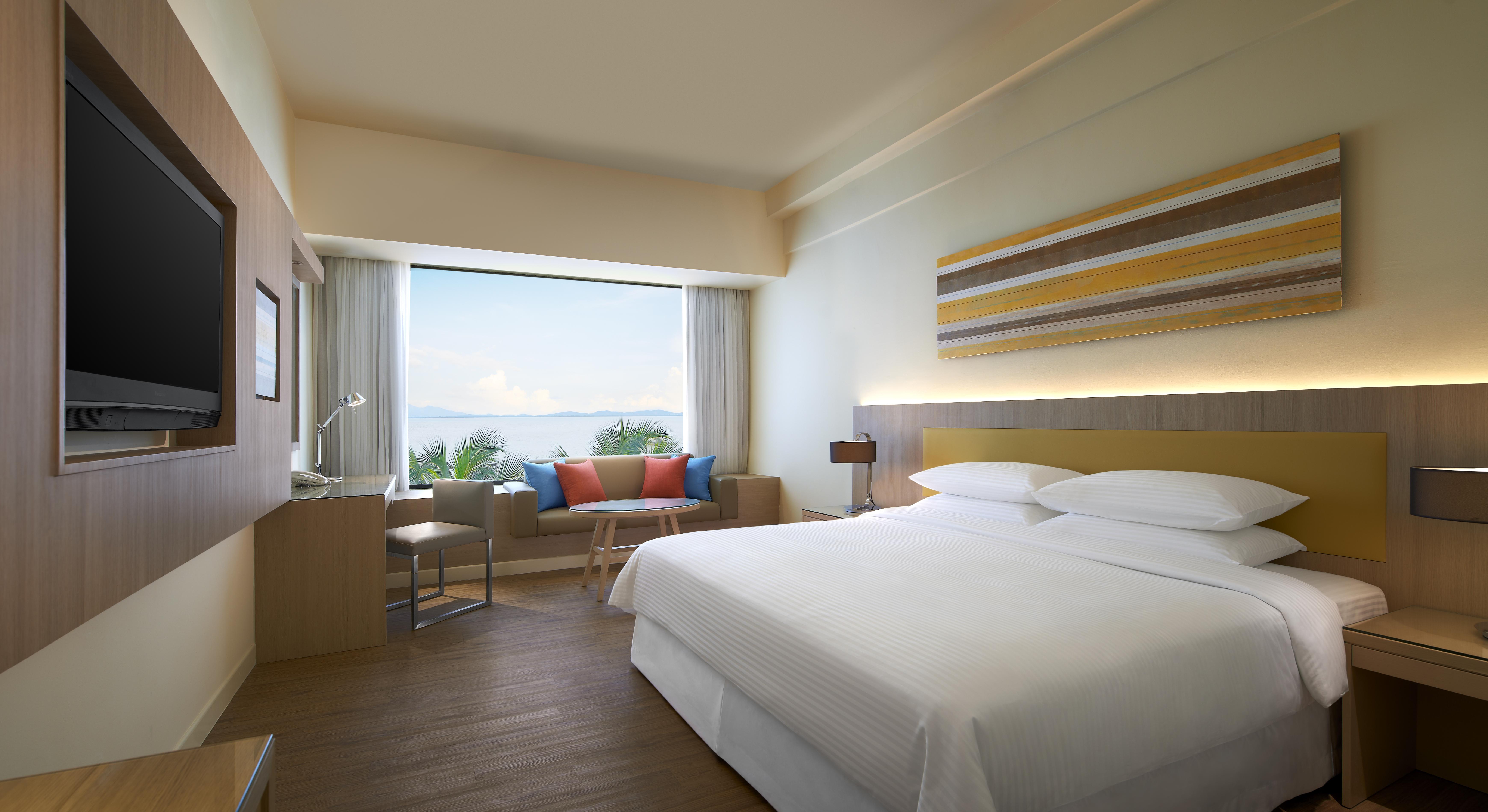 Mercure Penang Beach Tanjung Bungah  Exterior photo