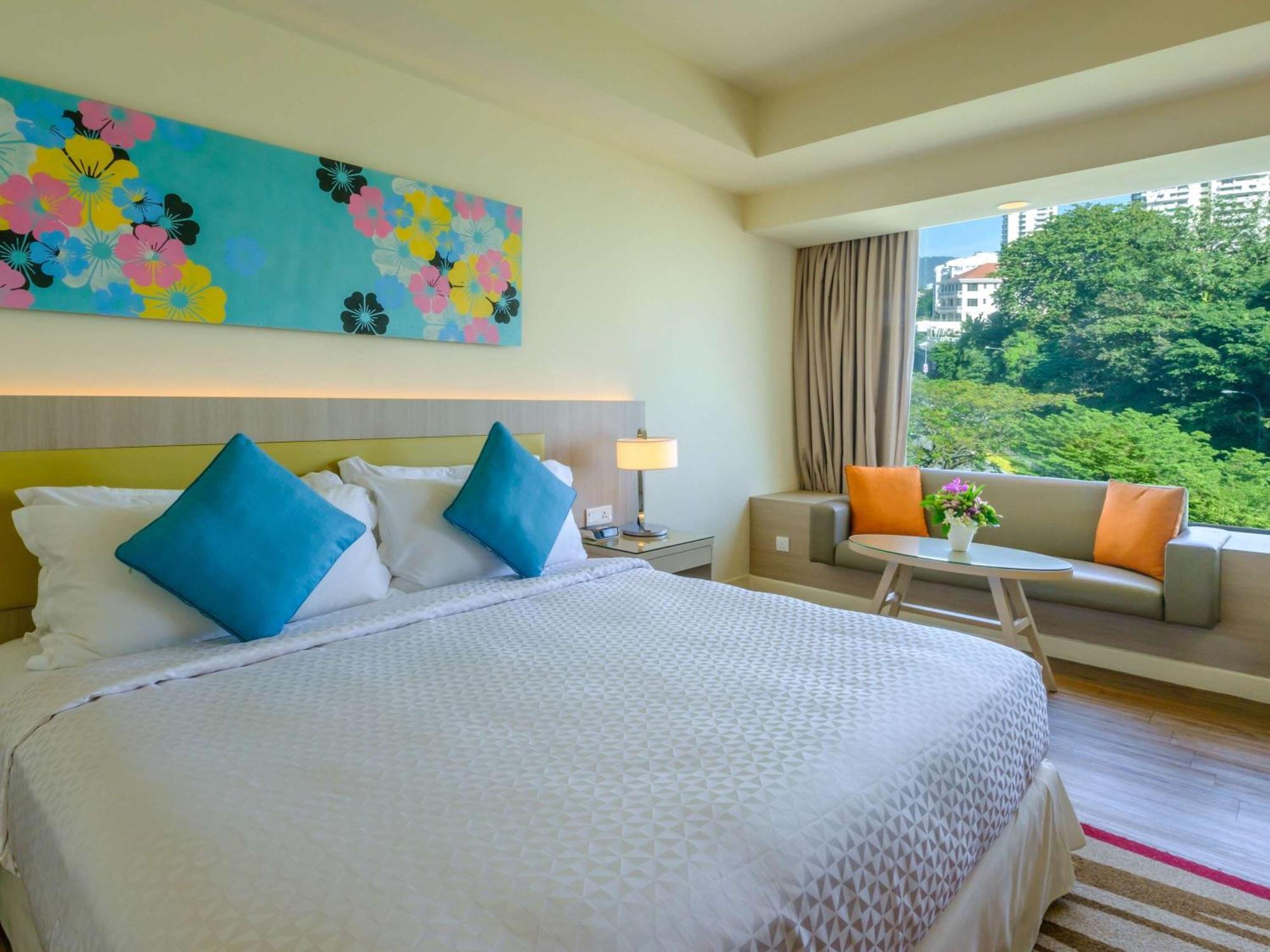 Mercure Penang Beach Tanjung Bungah  Exterior photo