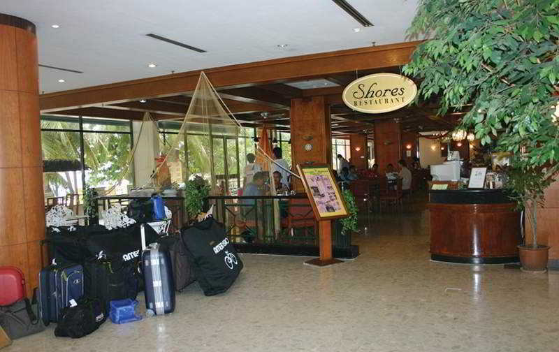 Mercure Penang Beach Tanjung Bungah  Exterior photo